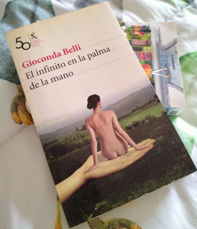 El Infinito en la Palma de la mano